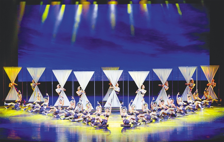 海南原创舞蹈诗《黎族家园》在沪连演两场广受好评